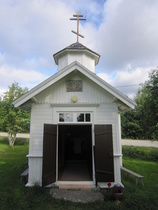 Se on omistettu apostoli Pietarille ja Paavalille ja rakennettu jo 1700-luvun lopulla.