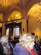 Kirkko on kaunis sisältä