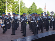 Kaartin soittokunta osallistui tilaisuuteen.