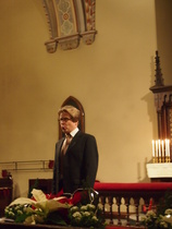 Pauli Leppänen lauloi muun muassa laulut:  Peter Corneliuksen"Kolme kuningasta", Kalervo Halosen"Sydämeeni joulun teen" ja Otto Kotilaisen "Varpunen jouluaamuna" 