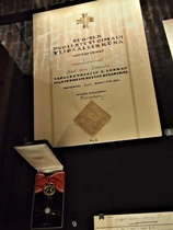 Jalkaväenkenraali Axel Erik Heinrichsin 1. luokan Mannerheimristi