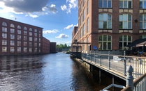 Kävimme syömässä kokoontumisen jälkeen tässä Tampella-ravintolassa aivan Tammerkosken rannalla. Tämän kuvasarjan lähes kaikki kuvat ovat Erkki Pohjanheimolta. Kiitos niistä!