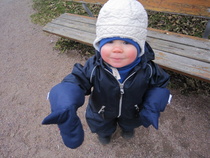 Tässä ollaan leikkipuistossa syksyllä 2014.