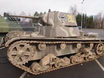 Kalustonäyttelyn vanhin panssarivaunu