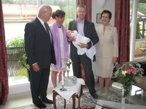 Vaari, äiti, isä, Viktor ja isoäiti