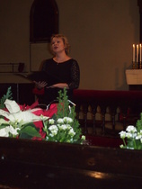 Petra Hulkkonen puolestaan lauloi seuraavat tutut laulut: Jean Sibeliuksen "En etsi valtaa loistoa" ja Oskar Merikannon "Joulu tullut on".
