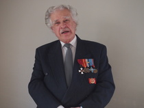 Nikolai Marschan piti illallisen lomassa hienon esityksen  Mannerheimistä.