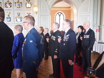 Maanpuolustuskiltojen liiton perinteinen lippujuhlapäivän buffet-tilaisuus pidettiin illalla Ritarihuoneella. Tilaisuudessa palkittiin ansioituneita kiltalaisia ja yhteistyökumppaneita.