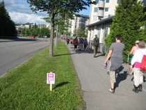 Marssireitti kulki aluksi siistin ja kauniisti rakennetun Tuusulan keskustan halki ja jatkui sieltä Tuusulanjärven rantateille. Pisimmän reitin, 40 kilometrin marssijat kiersivät Tuusulanjärven.