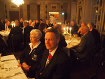 Juhlan ja juhlaillallisten pääisäntä, prikaatikenraali Bengt Nylander ja Tukholmassa asuva lotta Marjatta Kivisaari.