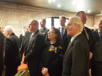 Juhla päättyi Suomen-poikien kunniamarssiin,