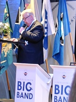 Tampereen kaupungin tervehdyksen juhlaan toi kaupunginvaltuuston puheenjohtaja Kalervo Kummola.