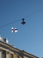 Liput liehuvat juhlapäivän kunniaksi 4.6.2017.