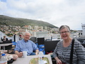 Pekka ja Anneli Välimäki M/S Kristina Katarinan kannella Dubrovnikin satamassa Kroatiassa risteilymatkan ensi päivänä